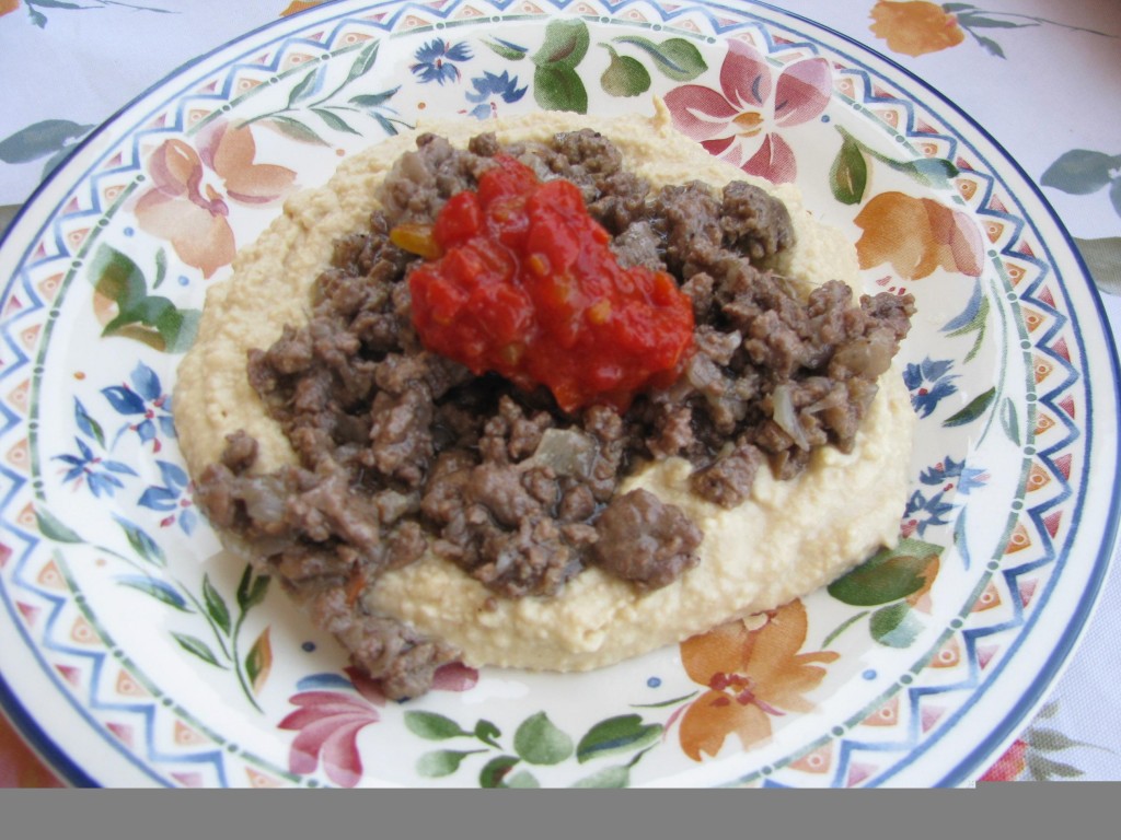 סלט חומוס וטלה