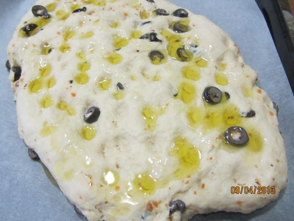 פוקצה זיתים לפני